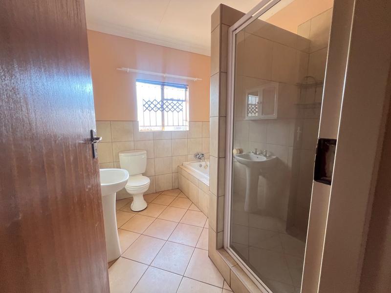 To Let 3 Bedroom Property for Rent in Kathu Northern Cape